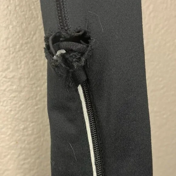 Nike Dri Fit Black Ankle Zip Leggings Size: Womens Tights​​​ - Picture 11 of 11